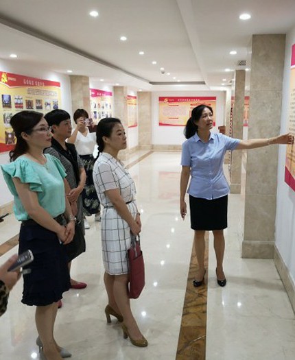 区纪委副书记、监委副主任杨晓萍调研集团党风廉政建设工作